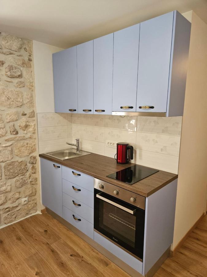 Apartman Eli Supetar Exterior photo